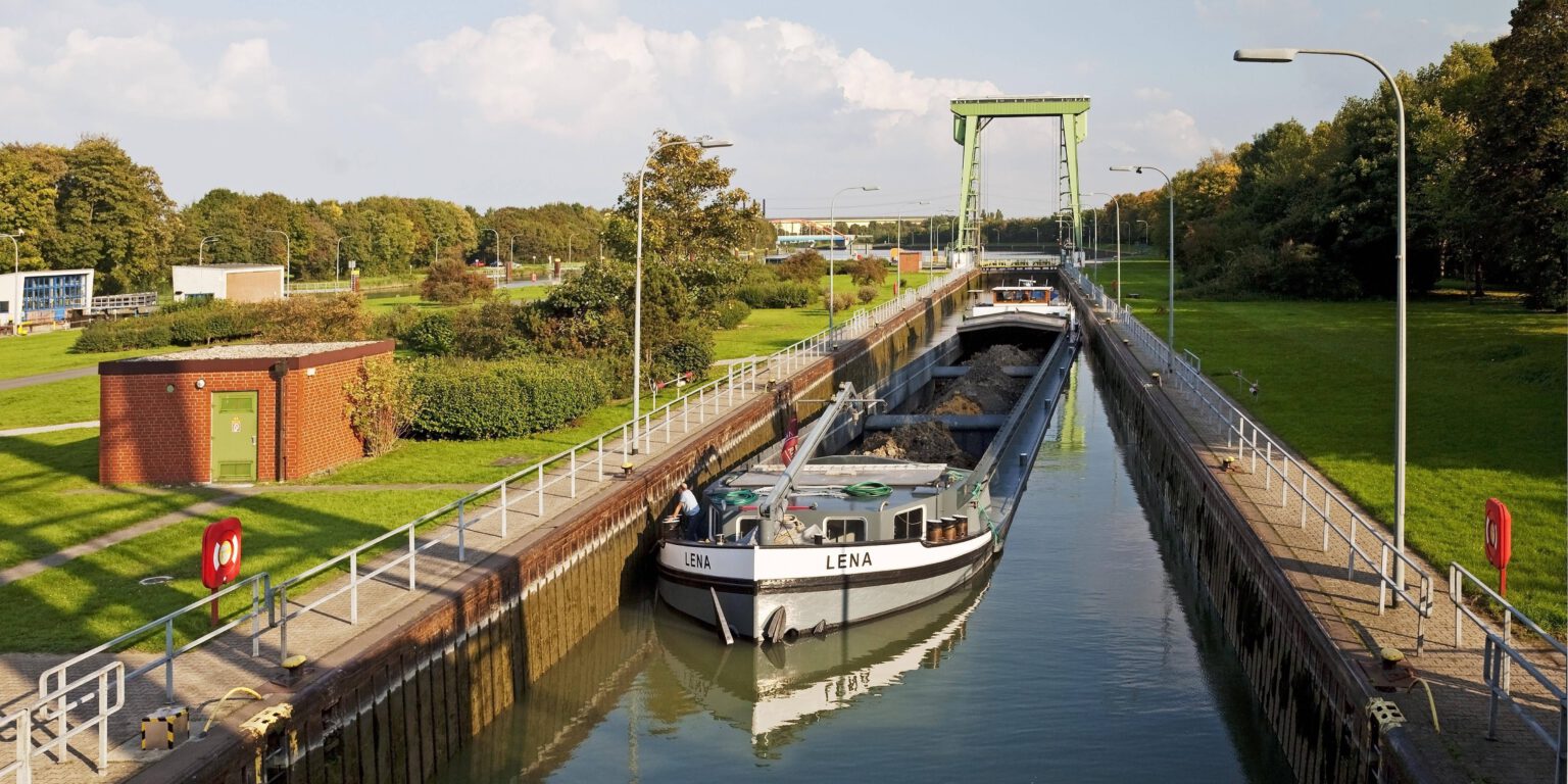 BAG Eingruppierung eines Elektronikers bei der Wasserstraßen und