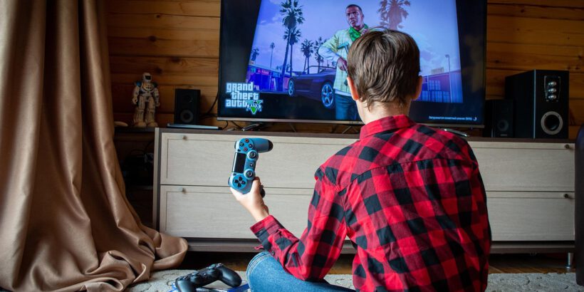 computer games, game console, baby, teen, boy, playstation, xbox, joystick, game, fun, kids, electronics, to govern, entertainment, vacation, living room, house, play, console, gta 5, playstation, xbox, gta 5, gta 5, gta 5, gta 5, gta 5